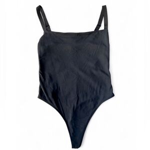 Babaton Aritiza Contour Black Classic Night Out Spaghetti Strap Bodysuit Medium